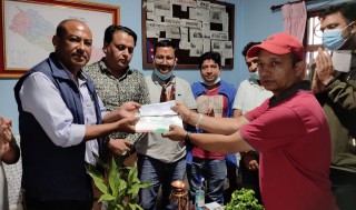 २५औं  वार्षिकाेत्समा  युवा साकोसको सहयोग मानवकल्याण सेवा घरलाई