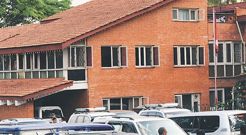 बालुवाटारमा प्रम देउबाको आह्वानमा आज सर्बदलीय बैठक