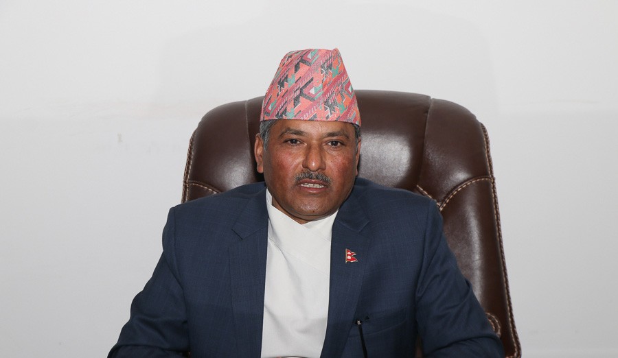 ग्राहकबाट जथाभावी शुल्क नलिन बैंकहरुलाई गभर्नर अधिकारीको चेतावनी