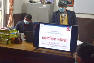 आँखा अस्पतालको समीक्षा कार्यक्रम सम्पन्न,  सेवा लिनेमा पुरुषभन्दा महिला बढी, १६२६ जनाको अस्पतालले गर्यो नि:शुल्क सर्जरी