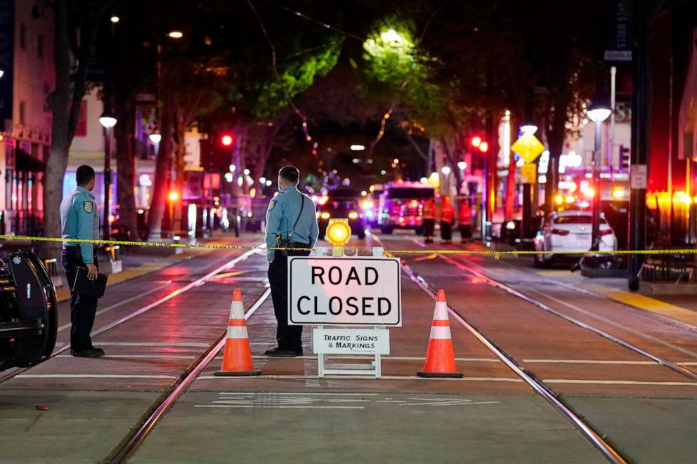 closedroad.jpg