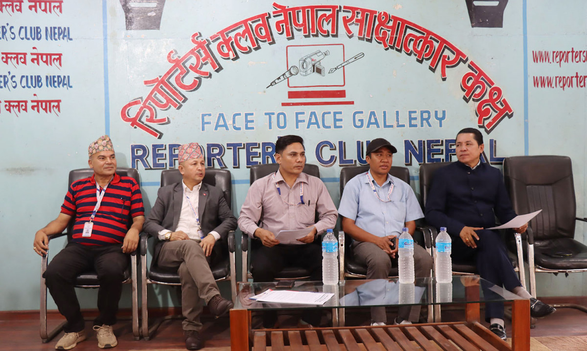 पेट्रोलियम पदार्थको मुल्यवृद्धि तत्काल फिर्ता लिन माग 