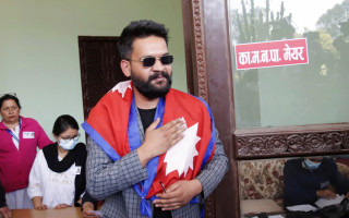 बालेनको मत ५० हजार नाघ्यो, मेयर पद जित्ने सुनिश्चित