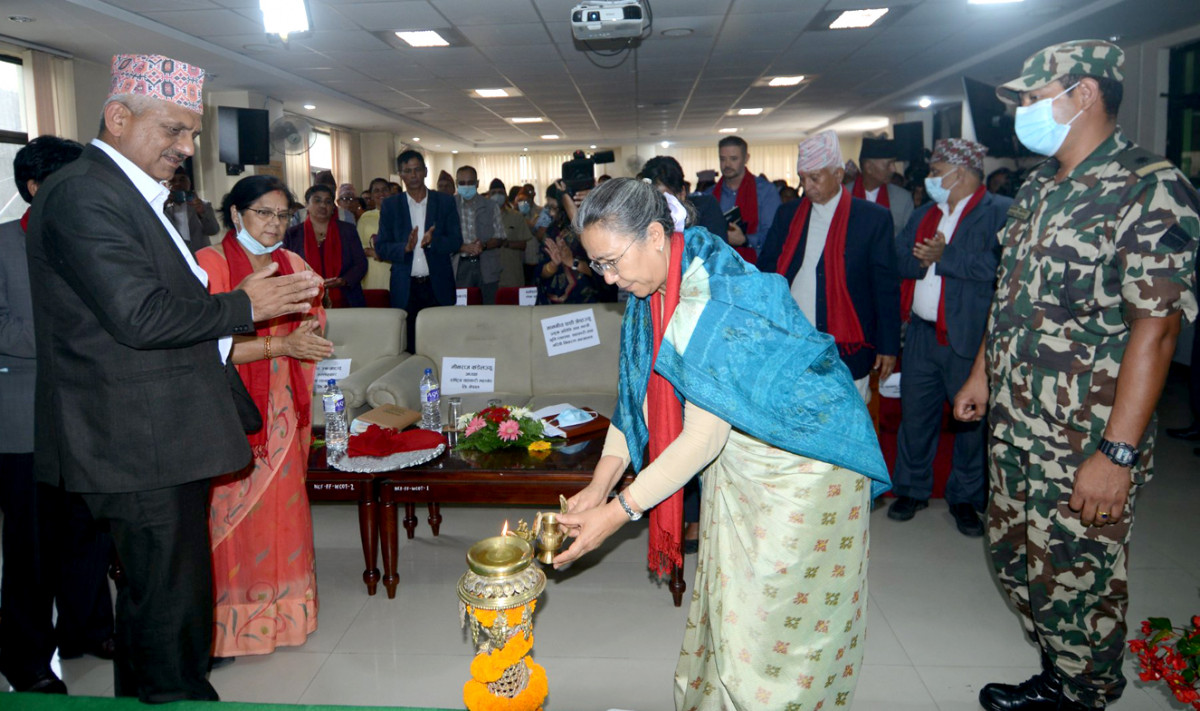 सहकारीको दायरा फराकिलो भएपनि अपेक्षाकृत उपलब्धी कमजोरः मन्त्री श्रेष्ठ