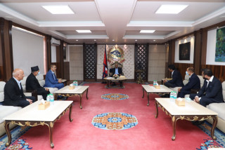 परिसंघद्धारा मुलुकको आर्थिक अबस्था सुधारका लागि प्रधानमन्त्रीको ध्यानाकर्षण
