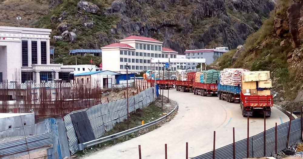 कोरोना र अन्य कारणले रोकिएका कण्टेनरहरु चीनबाट नेपाल भित्रिए 