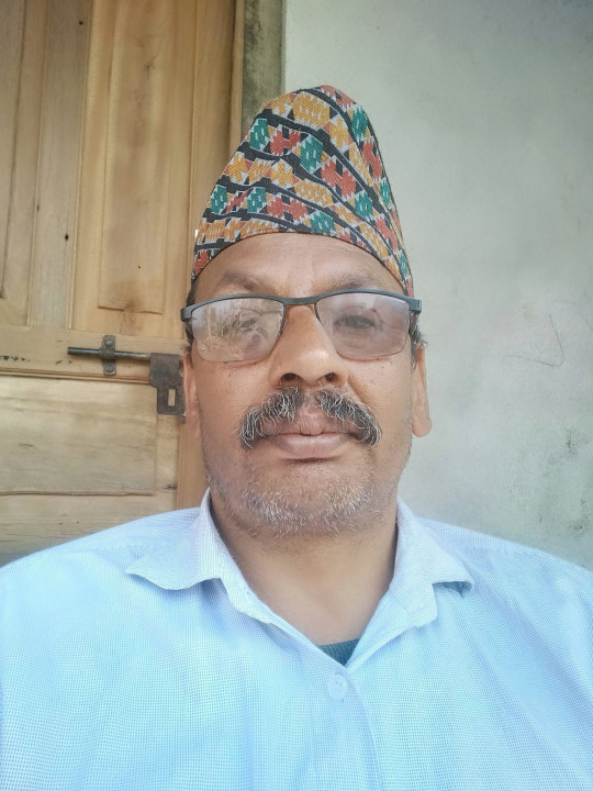     म कसलाई छानौं ?