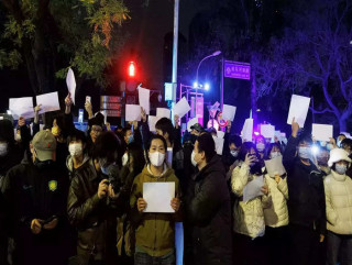 चीनमा कडा कोभिड प्रतिरोधी नीतिका कारण जन असन्तोस : चीनी सरकार स्थितिलाई खुकुलो पार्न तयार  