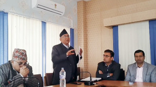 महासंघको टोलीले रजिष्ट्रार पण्डितलाई बुझायो ज्ञापनपत्र, सहकारीका समस्या समाधान गर्न ५ बुँदे माग