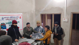 जाडोमा गरीब, असहाय र विपन्न परिवारलाई न्यानो ज्याकेट