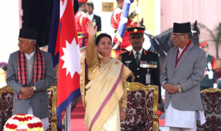 शीतल निबासबाट निबर्तमान राष्ट्रपति बिद्या भण्डारीकाे सम्मानपूर्बक बिदाइ