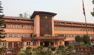 कोरोना बीमा रकम भुक्तानी माग गर्दै सर्वोच्चमा रिट दायर