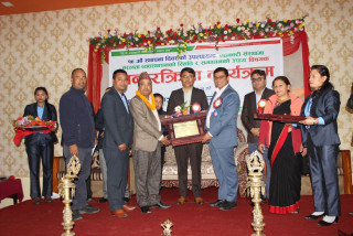 सहकारीले ऐन विपरित घर जग्गा र शेयरमा लगानी गरेकाले तरलता समस्या आयोः अध्यक्ष  पौड्याल