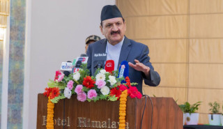 पुँजीबजारका ५६ लाख लगानीकर्ताको सुरक्षा बोर्डको  जिम्मेवारी: अर्थमन्त्री