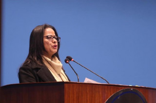 ‘नागरिकको काम गर्न कसैको निर्देशन नकुर्नु, माथिको आदेश भन्दै कानुन नमिच्नु’