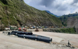दुर्गन्ध फैलिन नदिने भए पछि फोहोर डुवानी अबरोध खुल्यो 