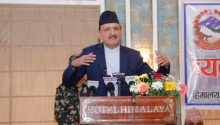 ‘पर्यटन, आइटी, हाइड्रो र कृषिमा स्कोप छ, युवाले अवसर पहिल्याउनुपर्छ’ : अर्थमन्त्री