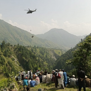 पाकिस्तानमा केबल कारमा फँसेका सबै यात्रुको उद्धार