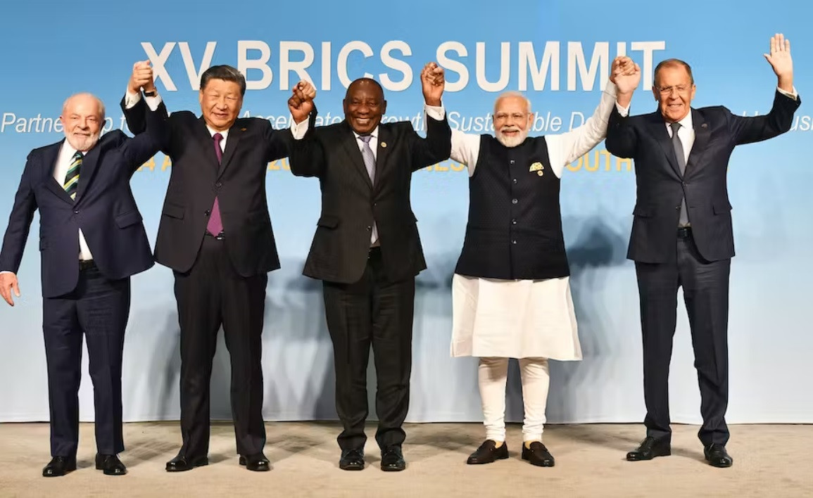 brics-summit-leaders-2023.jpg