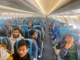 इजरायलमा रहेका २५३ विद्यार्थी नेपाल एयरलाइन्सको विमानबाट फर्किंदै