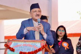शिक्षामा भएको लगानी कसैले खोस्न सक्दैनः अर्थमन्त्री महत