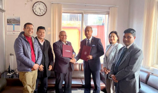 हिमालयन बैंकको २४ घण्टे क्यास काउण्टर टेकु अस्पतालमा