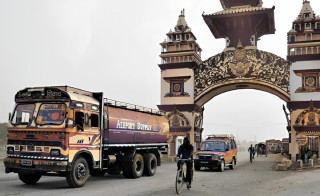 ६ महिनामा कुल वैदेशिक व्यापार १७.३६ प्रतिशतले बढ्याे , व्यापार घाटा भने उच्च