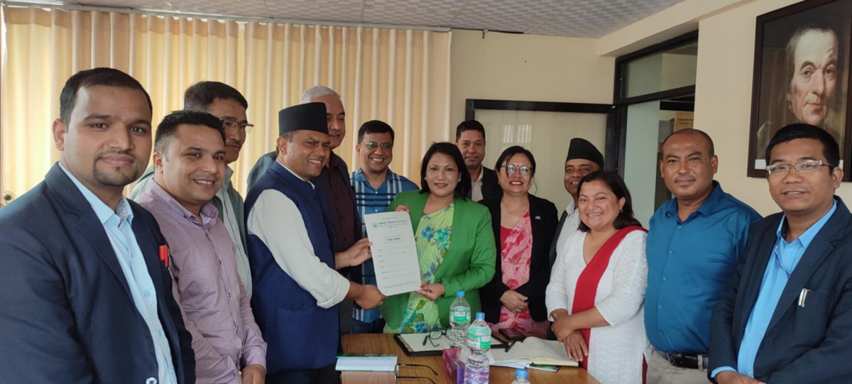 बागमती प्रदेशका बचत संघहरुले बुझाए सयुक्त ज्ञापनपत्र,संघहरुलाई बलियो बनाएर लैजाने अध्यक्ष मल्लको प्रतिवद्धता