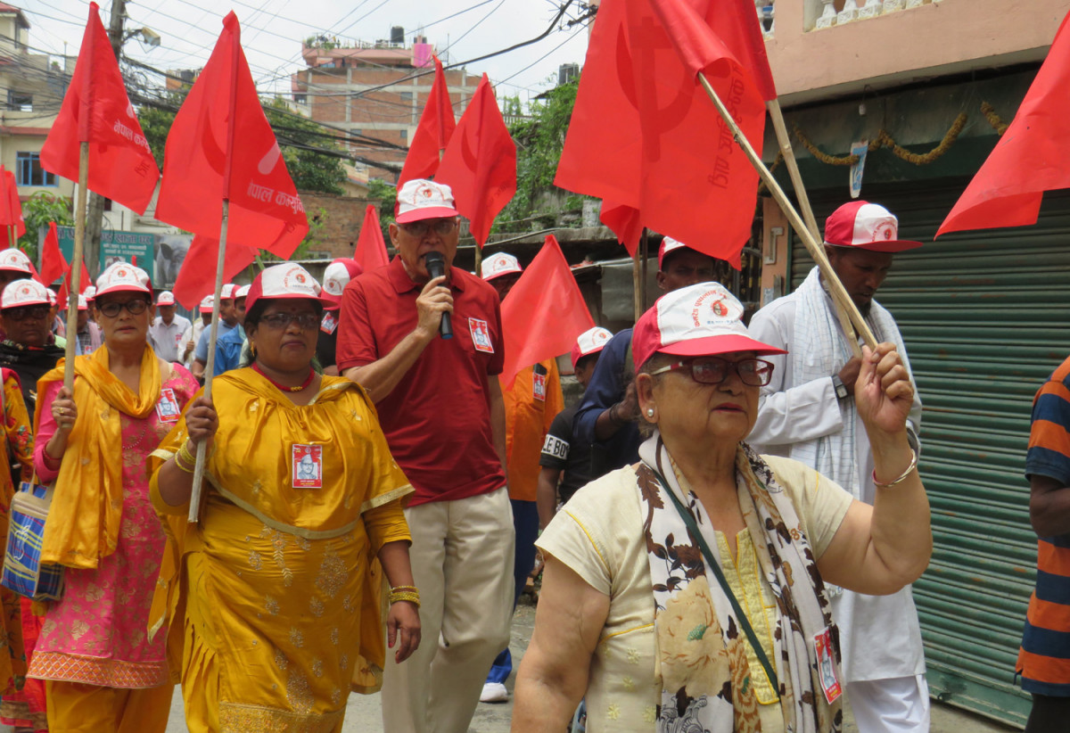 jhanda padyatra.jpeg