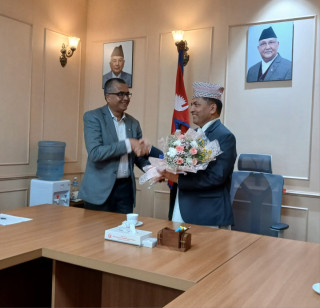 अर्थतन्त्रको विकासका लागि नीतिगत स्थायित्व र कानुनी सुधारमा ध्यान दिन परिसंघको माग