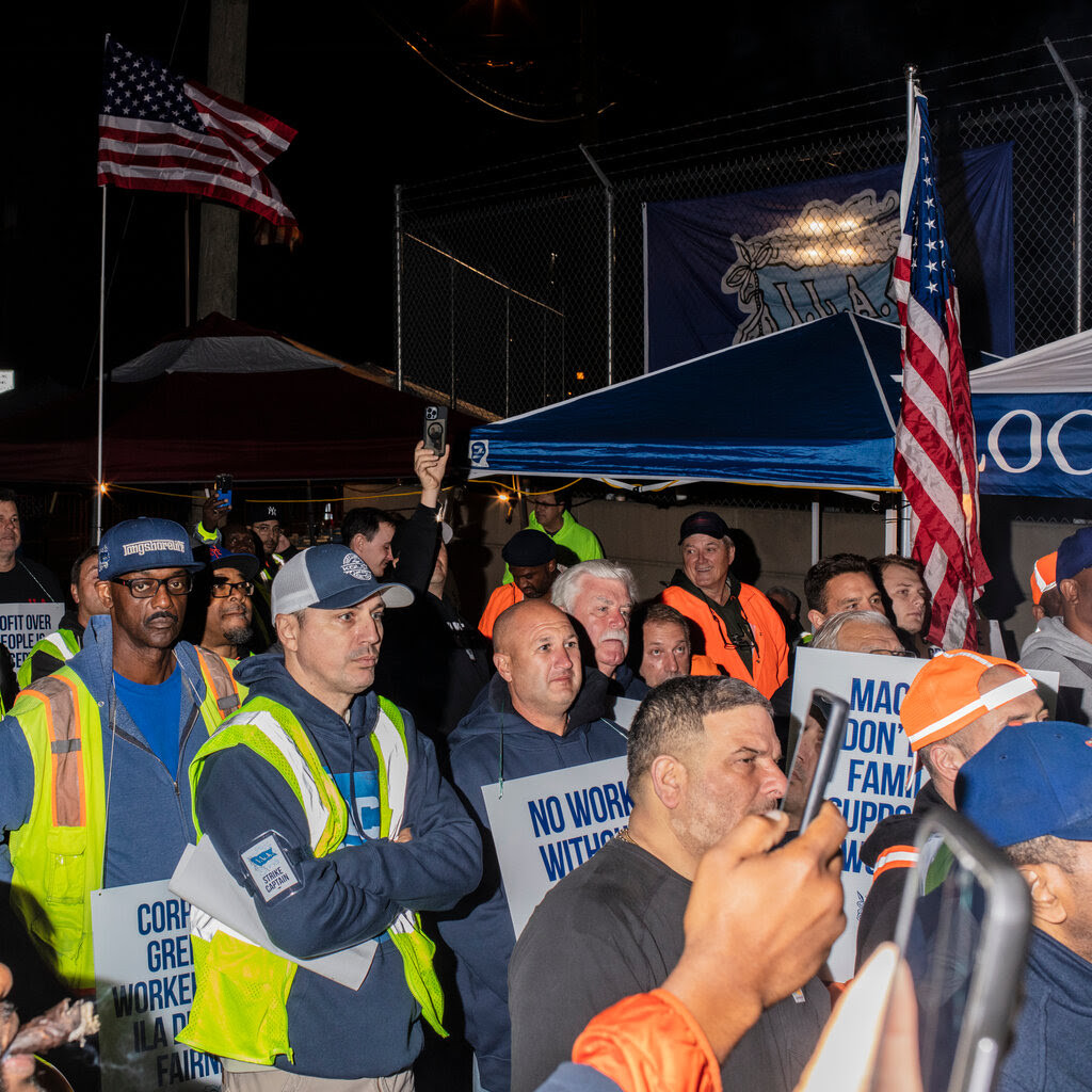 portworkers.jpg