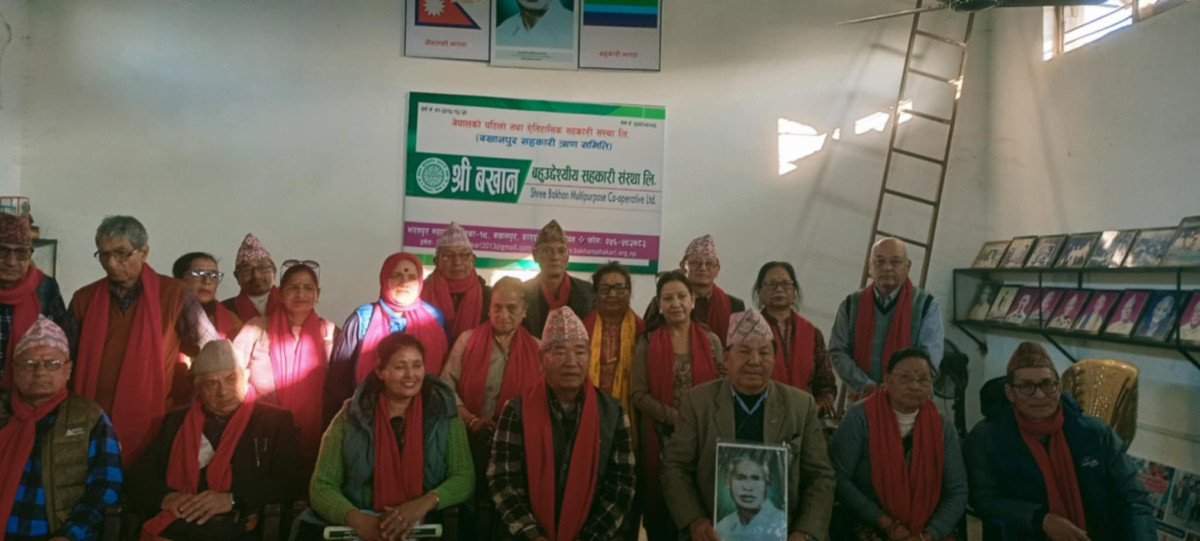 पाँच तारा सहकारीले गरायो जेष्ठ सदस्यलाई धार्मिक भ्रमण