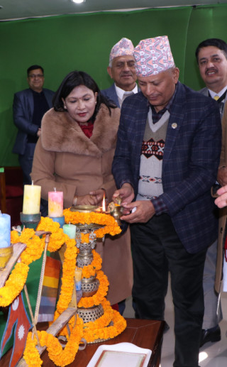 स्वायत्तता र स्वतन्त्रतामा नचलेका  कारण सहकारीमा नियन्त्रण गर्नु पर्योः मन्त्री अधिकारी