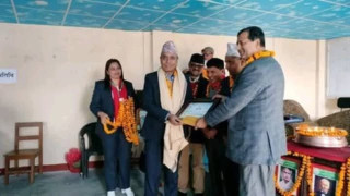 जनउपकार साकोसका व्यवस्थापक घिमिरे जिल्लाकै उत्कृष्ट व्यवस्थापकको रुपमा पुरस्कृत