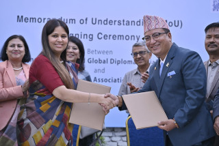 नेपाल हस्तकलाको प्रवर्धन गर्न कूटनीतिक पहल गर्ने सहमति