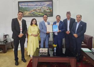 आगामी मौद्रिक नीतिले व्यवसायीलाई विदेशमा  शाखा खोल्न अनुमति दिने व्यवस्था गर्न माग