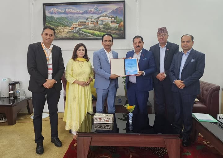 आगामी मौद्रिक नीतिले व्यवसायीलाई विदेशमा  शाखा खोल्न अनुमति दिने व्यवस्था गर्न माग