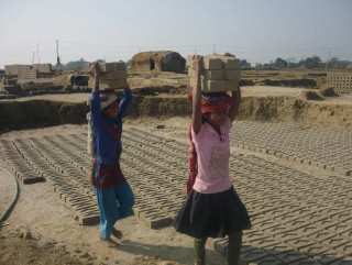 श्रमिकको न्यूनतम  पारिश्रमिक  बढ्यो, अब १९ हजार ५५० पाउने