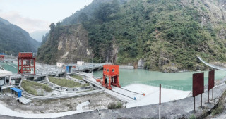 १४ वर्षपछि व्यावसायिक उत्पादनमा १०२ मेगावाटकाे मध्य भोटेकोशी जलविद्युत्
