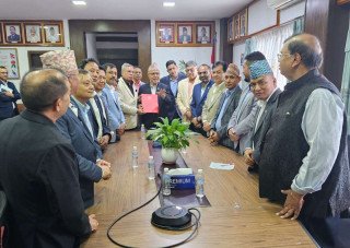 अर्थतन्त्रका विद्यमान समस्या समाधान र लगानीकर्ताको मनोबल उकास्न चेम्बरद्वारा माग