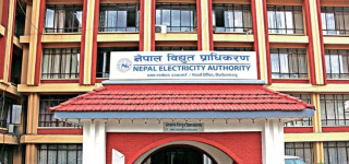 चार उद्योगले तिरे बक्यौता महशुल, पहिलाे किस्ता पछि विद्युत सुचारू