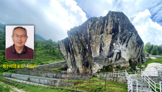 महाशिला : मूर्ति नभएको देवस्थल, मन्दिर नभएको तीर्थस्थल