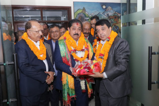 महासंघका नवनिर्वाचित अध्यक्ष  श्रेष्ठद्वारा पद बहालीः आगामी कार्यकालका लागि ६ स्तम्भ ६० पहल सार्वजनिक