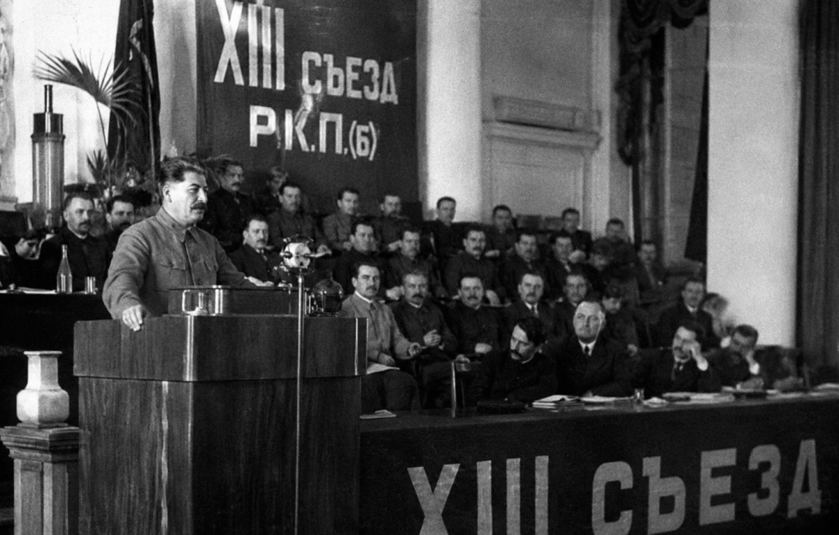 Cogreesafterlenin.jpg