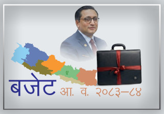 पुरानो ढाँचाबाट बाहिर निस्कने प्रयास, तर ‘नयाँ आर्थिक मोडेल’ बन्न सकेन