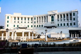 बैंकको लगानीमा राष्ट्र बैंकको कडाइ, ४५ दिनभन्दा कम अवधिको कारोबारमा रोक