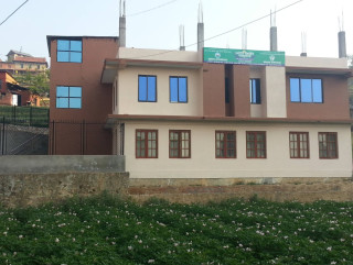 बाढी पीडितलाई ज्योति मिर्मिरे सामुहिक साकोसको सहयोग