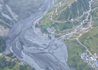 बुढी गण्डकीमा  पुनः आएको लेदो सहीतको बाढीले जन धनको ठूलो क्षति